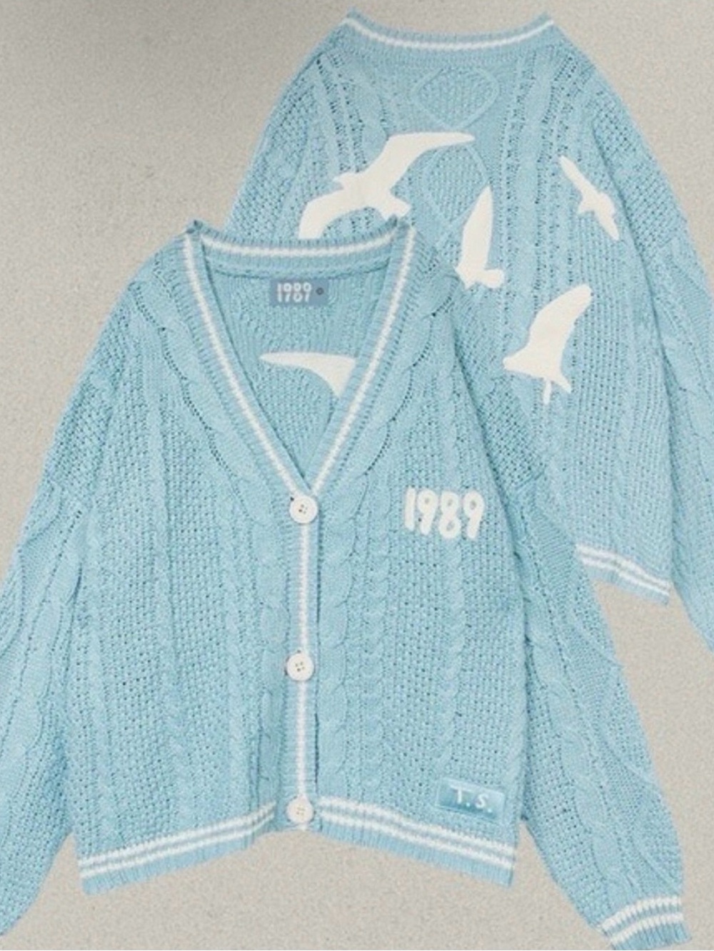 Taylor Swift 1989 Cable-Knit Light Blue Cardigan with Seagull Motif